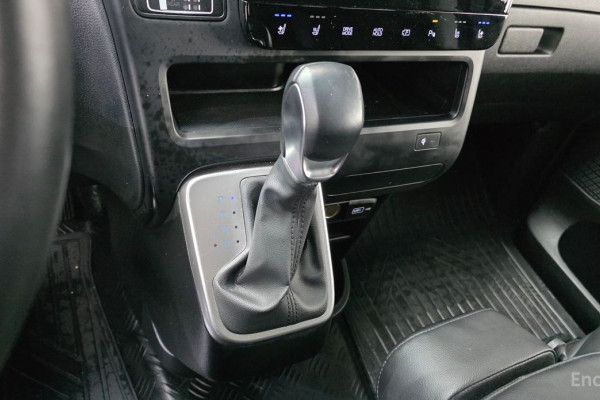 2022 Hyundai Staria с пробегом 60 461 км