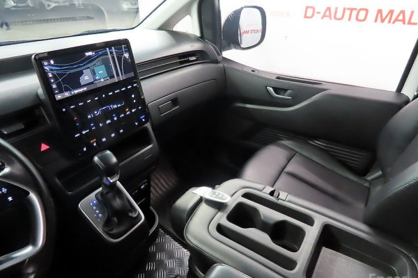 2021 Hyundai Staria с пробегом 74 982 км