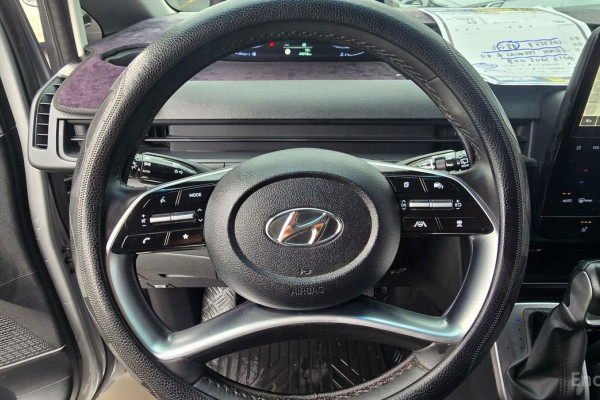 2022 Hyundai Staria с пробегом 44 016 км