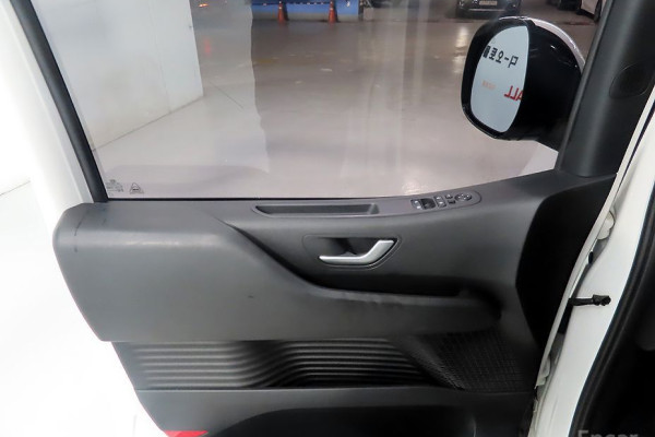 2021 Hyundai Staria с пробегом 74 982 км