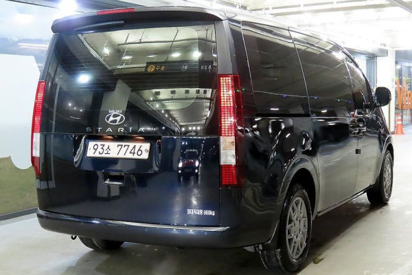 2021 Hyundai Staria с пробегом 127 205 км