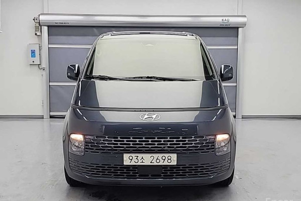 2021 Hyundai Staria с пробегом 68 000 км
