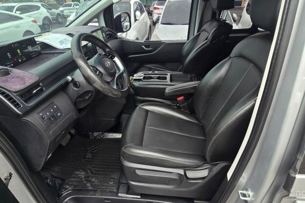 2022 Hyundai Staria с пробегом 44 016 км