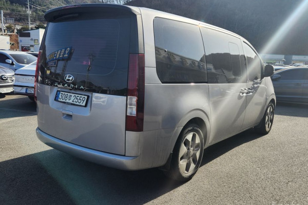 2021 Hyundai Staria с пробегом 146 000 км