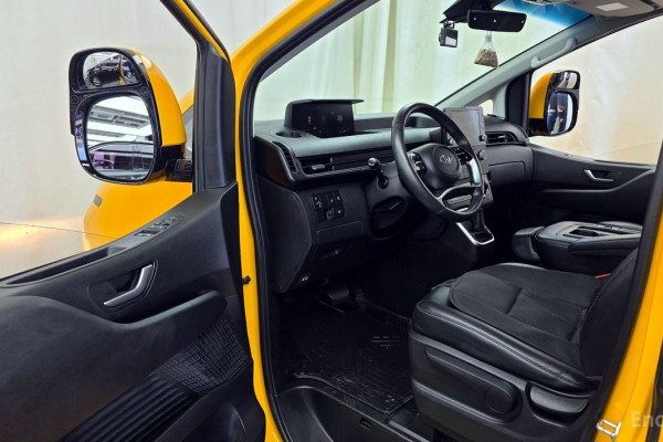 2022 Hyundai Staria с пробегом 30 132 км