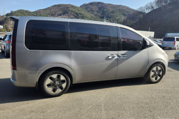 2021 Hyundai Staria с пробегом 146 000 км