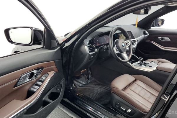 2022 BMW 3 серии с пробегом 43 557 км