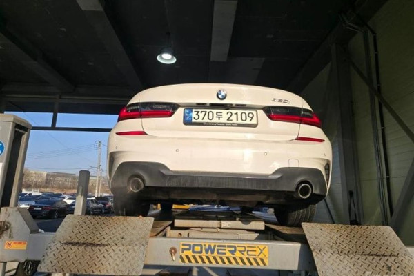 2021 BMW 3 серии с пробегом 85 000 км