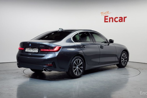 2022 BMW 3 серии с пробегом 30 833 км