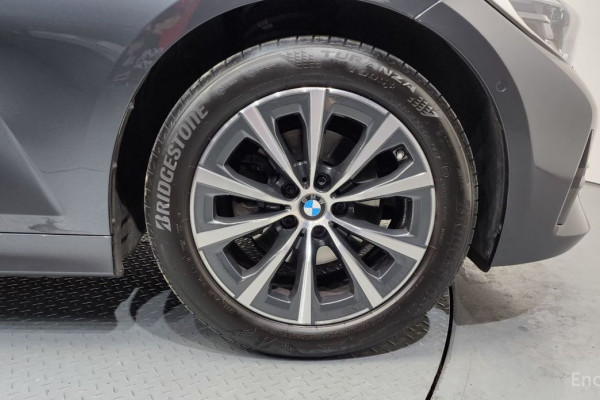 2022 BMW 3 серии с пробегом 30 833 км