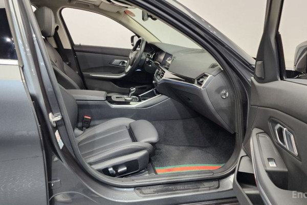 2022 BMW 3 серии с пробегом 30 833 км