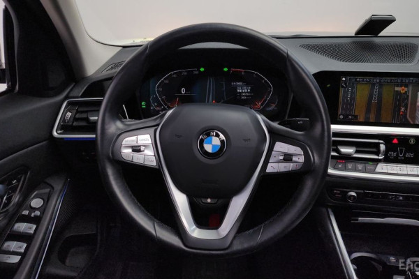 2022 BMW 3 серии с пробегом 30 833 км