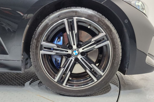 2023 BMW 3 серии с пробегом 21 317 км