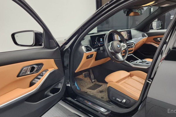 2023 BMW 3 серии с пробегом 21 317 км