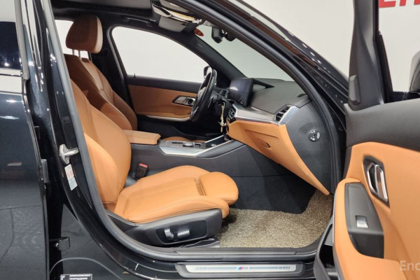 2023 BMW 3 серии с пробегом 21 317 км