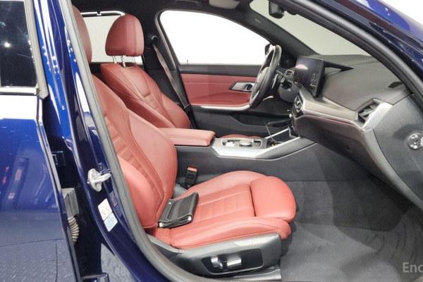 2022 BMW 3 серии с пробегом 45 789 км