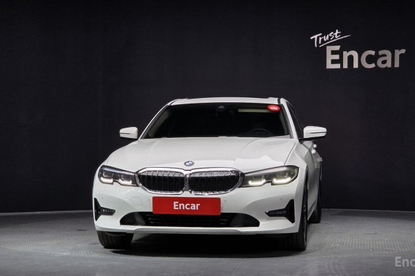 2021 BMW 3 серии с пробегом 27 860 км