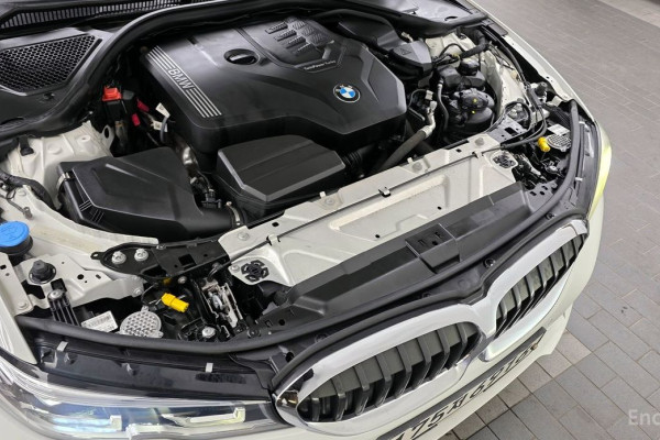 2021 BMW 3 серии с пробегом 27 860 км