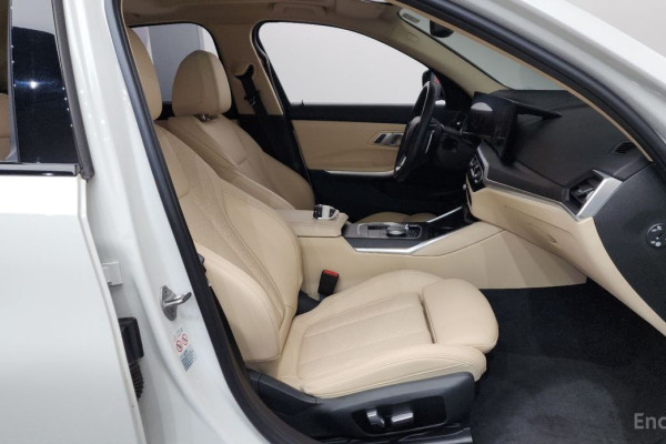 2022 BMW 3 серии с пробегом 22 841 км