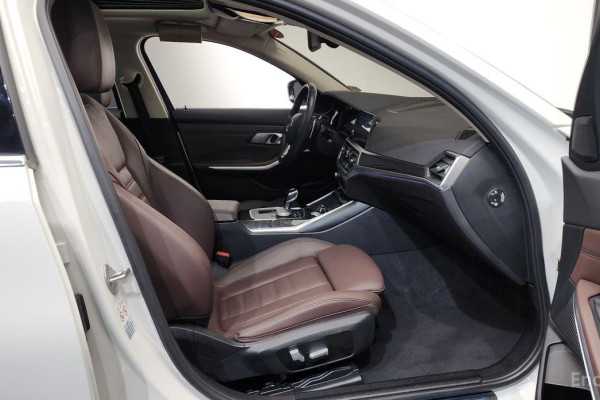 2022 BMW 3 серии с пробегом 34 597 км