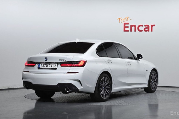 2022 BMW 3 серии с пробегом 27 444 км
