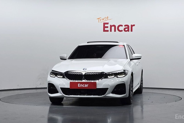 2022 BMW 3 серии с пробегом 27 444 км