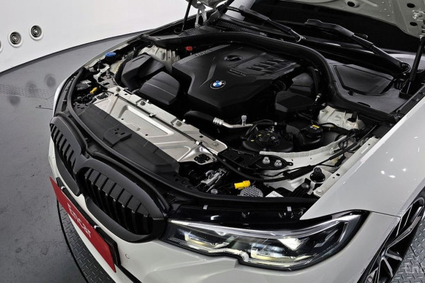 2022 BMW 3 серии с пробегом 43 058 км