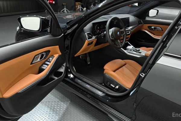 2023 BMW 3 серии с пробегом 42 048 км