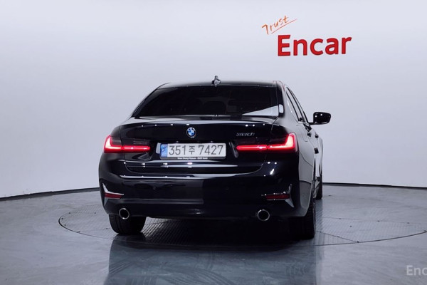 2022 BMW 3 серии с пробегом 30 653 км