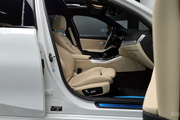 2022 BMW 3 серии с пробегом 27 444 км