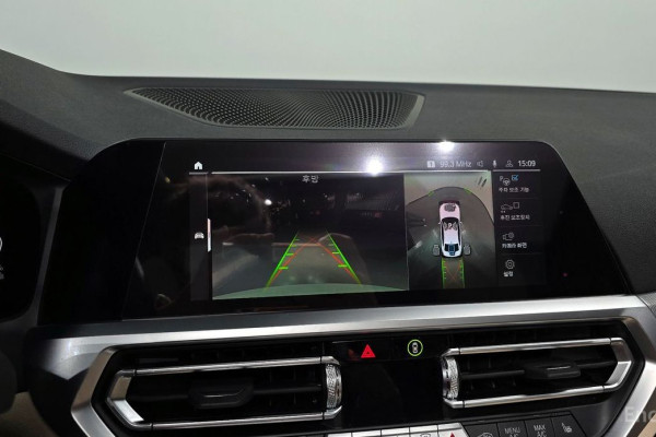 2022 BMW 3 серии с пробегом 27 444 км