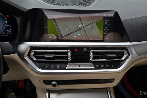 2022 BMW 3 серии с пробегом 27 444 км