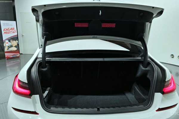 2022 BMW 3 серии с пробегом 43 058 км