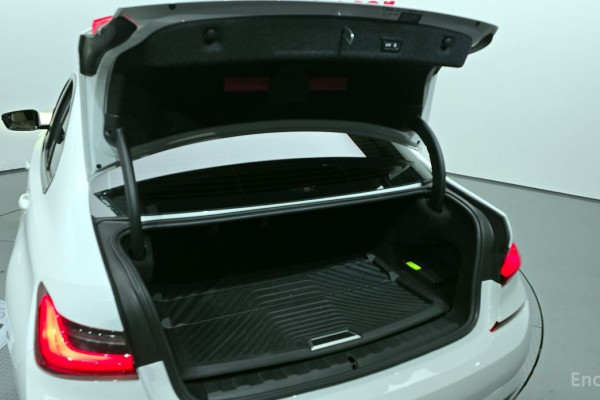 2022 BMW 3 серии с пробегом 27 444 км