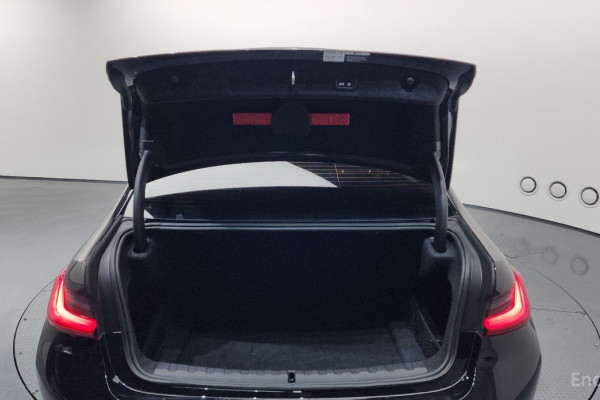 2022 BMW 3 серии с пробегом 30 653 км