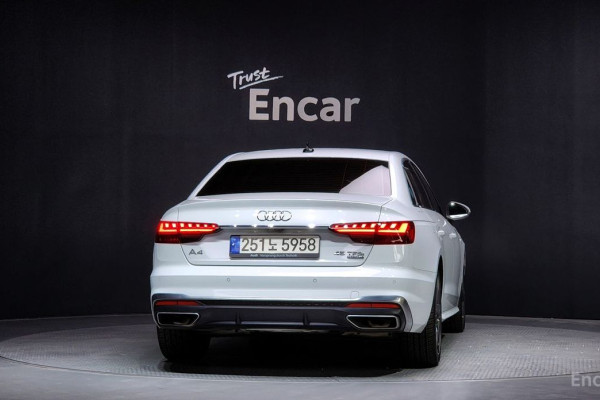 2021 Audi A4 с пробегом 47 280 км