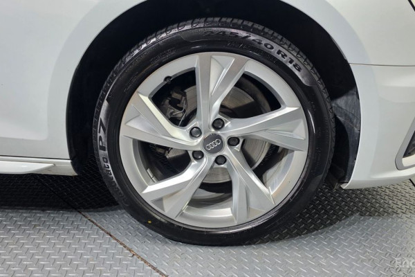 2021 Audi A4 с пробегом 44 790 км