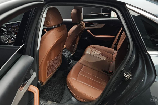 2021 Audi A4 с пробегом 31 559 км