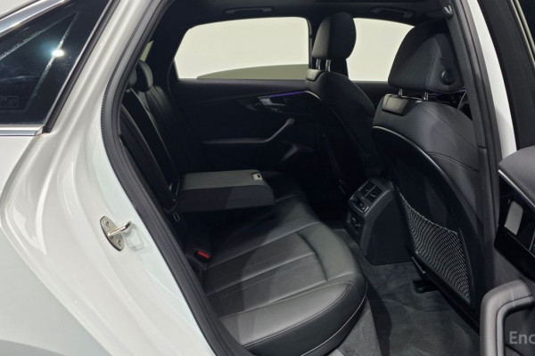 2021 Audi A4 с пробегом 44 790 км