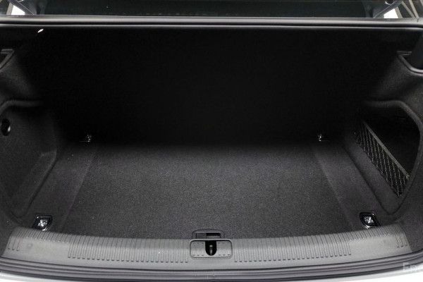 2021 Audi A4 с пробегом 47 280 км