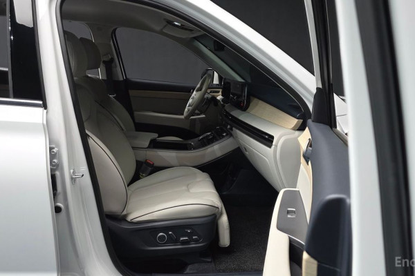 2024 Hyundai Palisade с пробегом 14 561 км