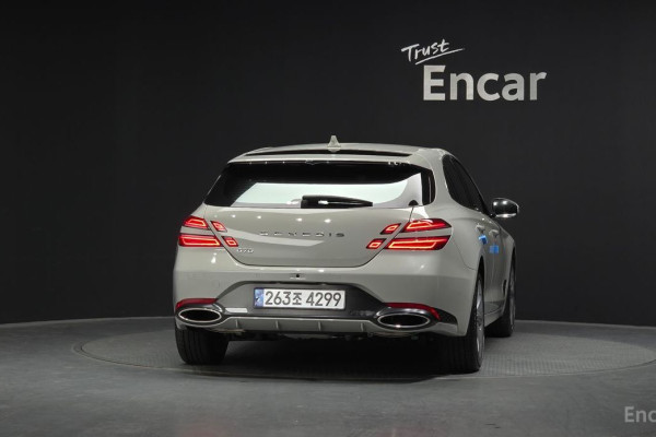 2024 Genesis G70 с пробегом 20 209 км