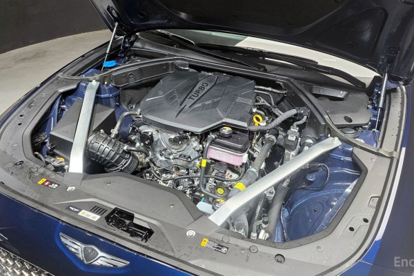 2024 Genesis G70 с пробегом 2 255 км