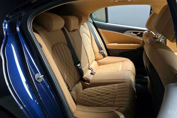 2024 Genesis G70 с пробегом 2 255 км