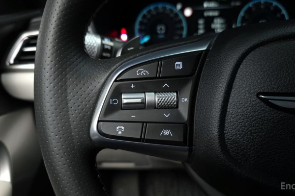 2024 Genesis G70 с пробегом 20 209 км