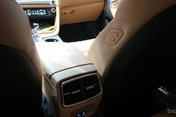 2024 Genesis G70 с пробегом 2 255 км