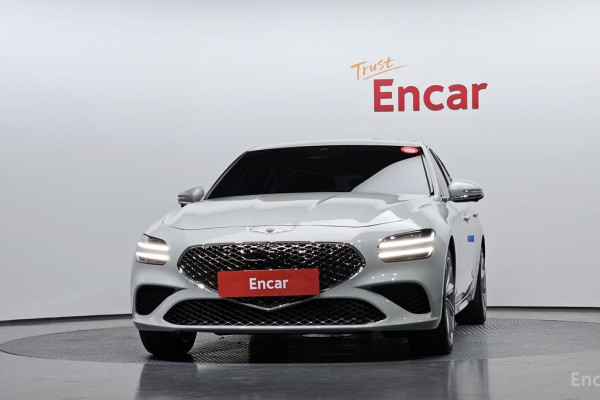 2024 Genesis G70 с пробегом 42 154 км