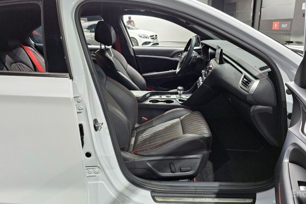 2022 Genesis G70 с пробегом 89 162 км