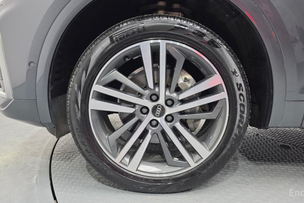 2021 Audi Q5 с пробегом 29 593 км