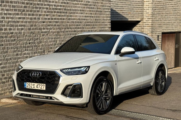 2021 Audi Q5 с пробегом 35 380 км